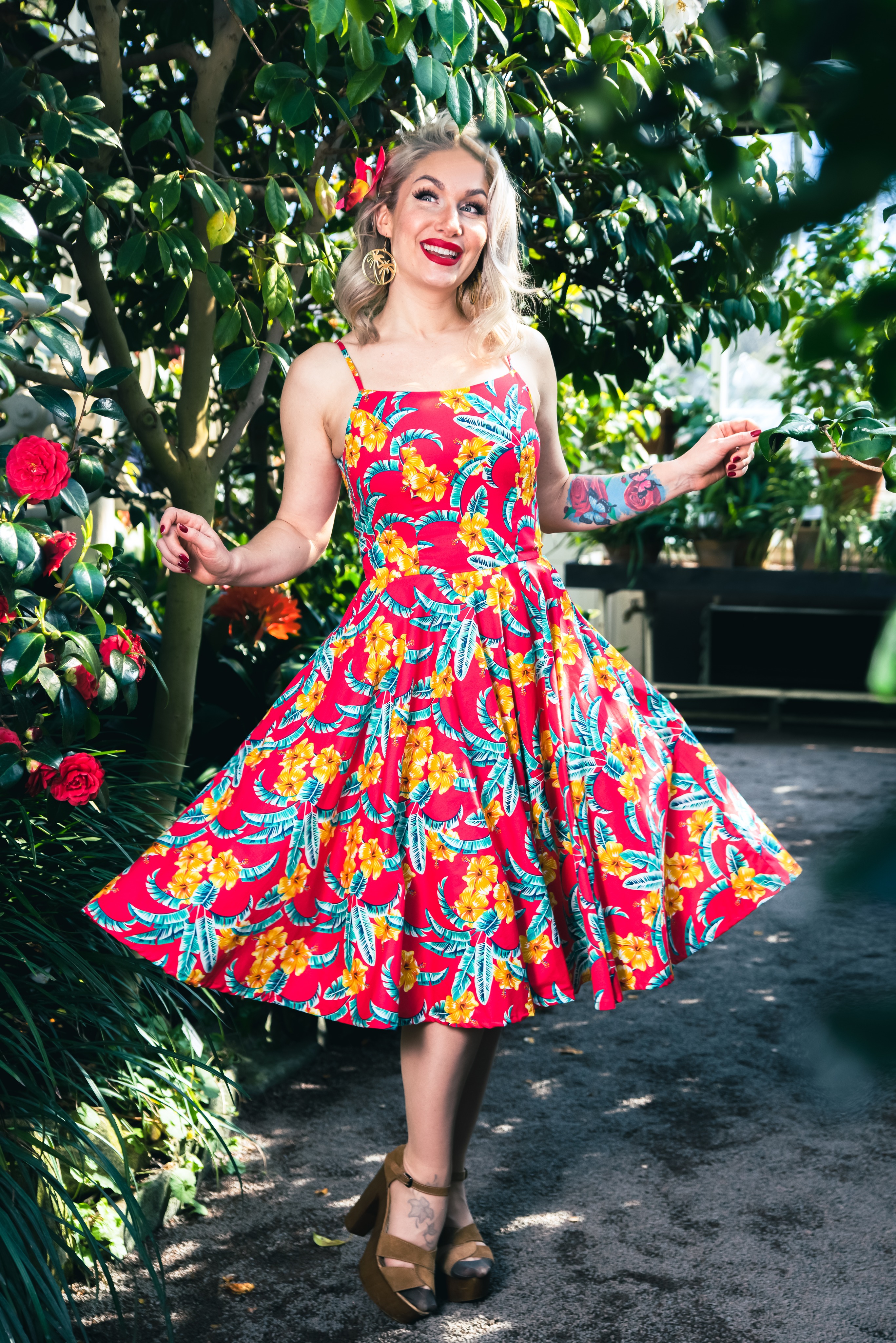 Lånte hende Ulv i fåretøj VaVooms Design - Mary Red Tropical Dress - Johannas Rockabilly & Vintage AB