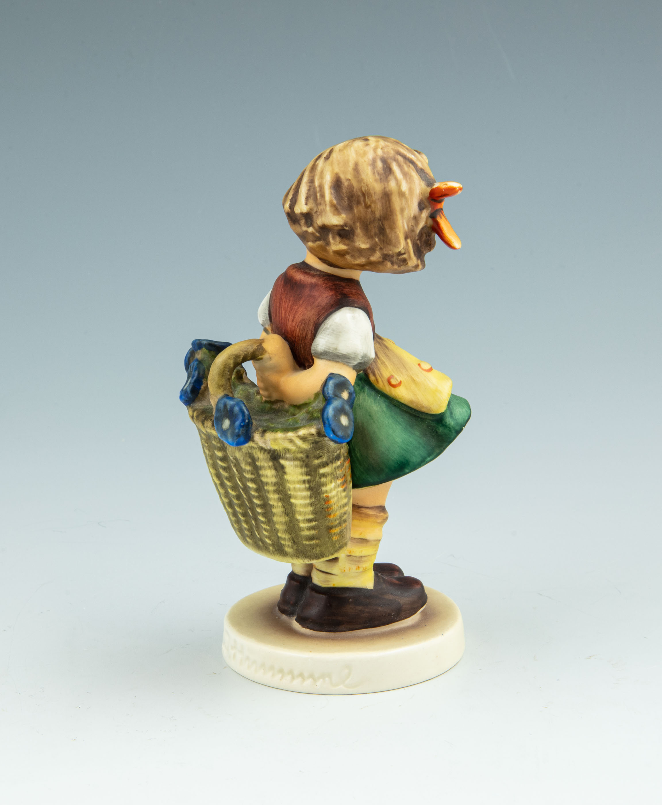 Hummel 377 - Bashful (TMK-5) - 2