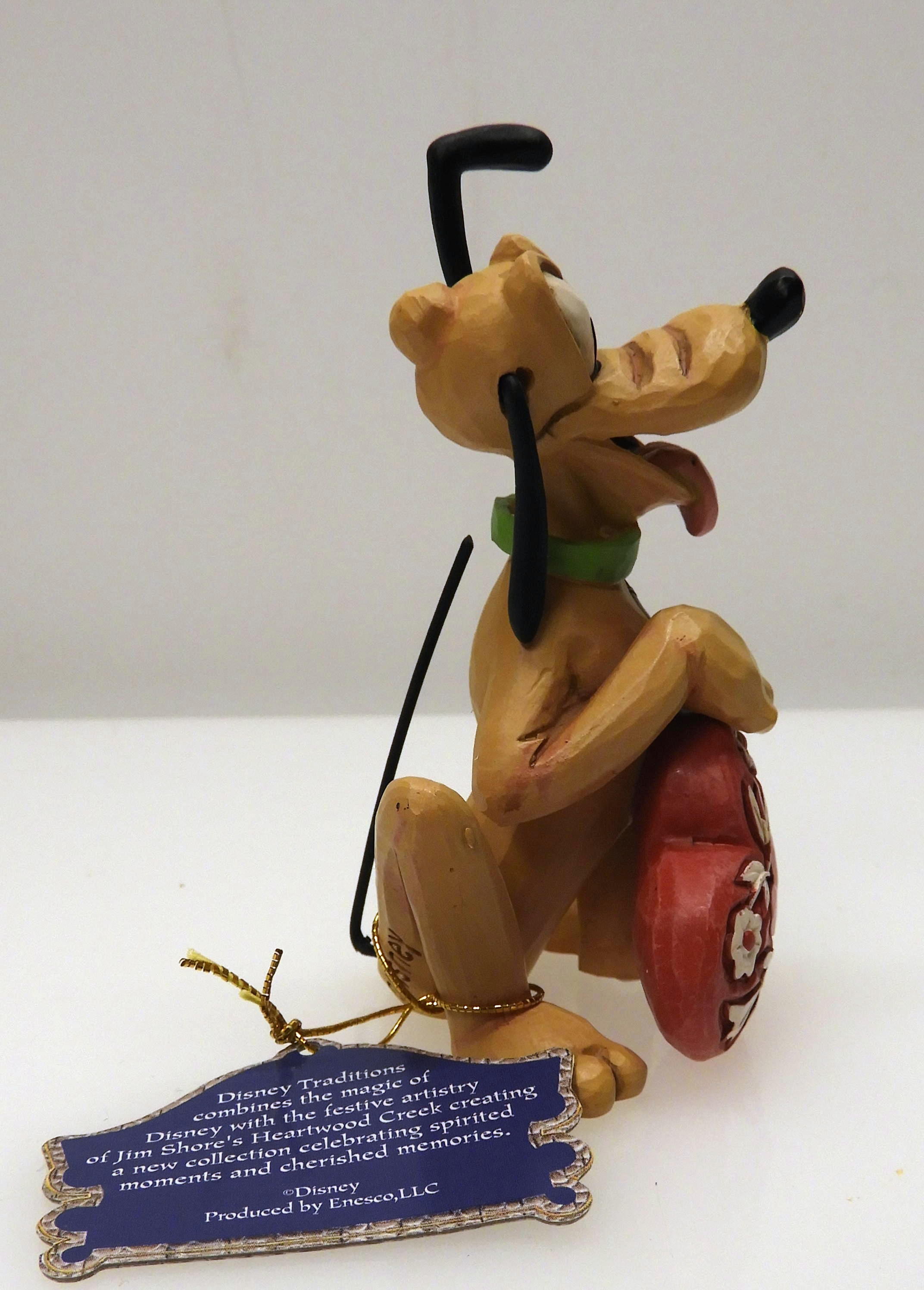 Disneys PLUTO Heart av Jim Shore - 5