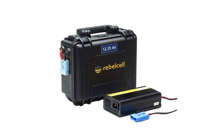 Rebelcell Outdoorbox 12V35 AV med 10 A laddare