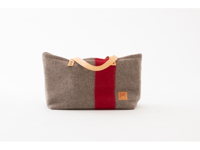2.8 Inge Wool Dog Bag