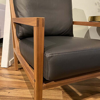 Seventy Five Wood Armchair  - Design bargain/Disply Item* - Walnut/Challanger leather - Ihreborn