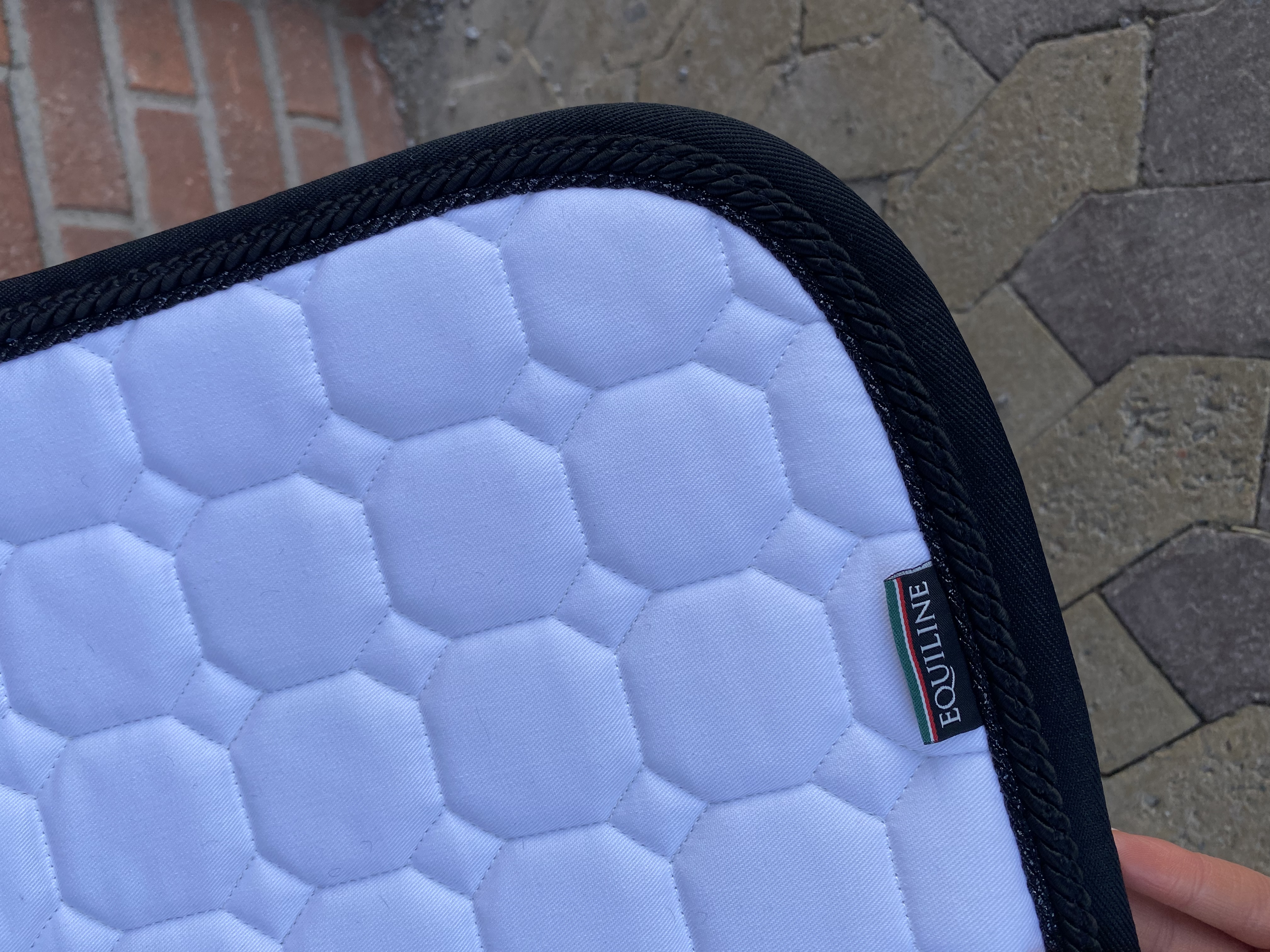 Equiline Octagon 2 flätor + kantband vitt m svart - 3