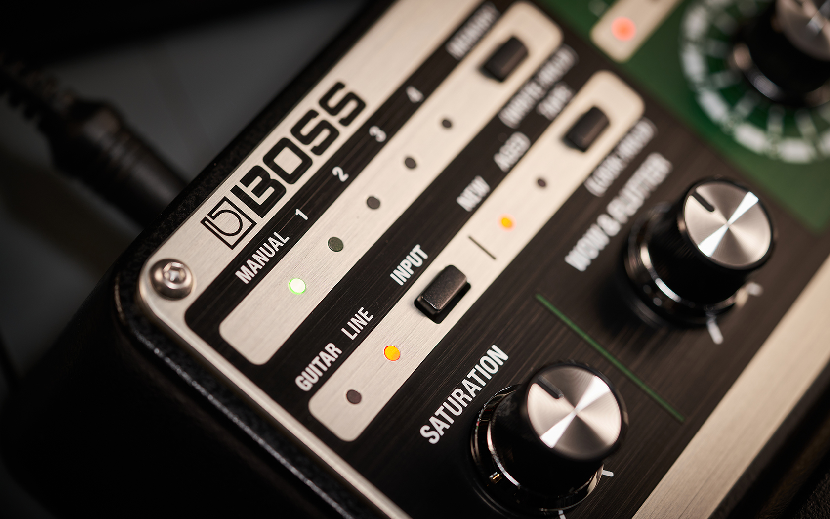 BOSS RE-202 未使用品 新古品】Boss / Space Echo RE-202 （一度使用のみ）
