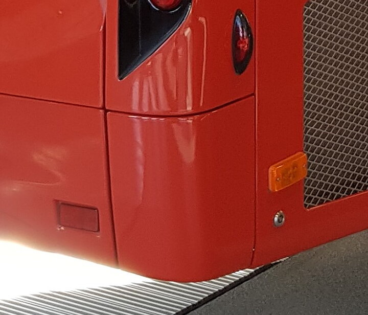 Volvo 7900 Electric, Hörna bak höger