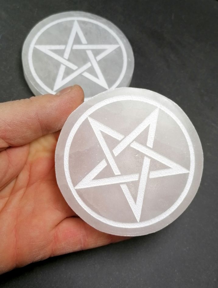 Pentagram Selenit laddningsplatta  (Selenite Charging Plate) - 8 cm Rund - 2