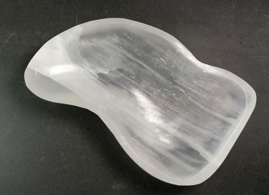 Stor Vågig Selenit Skål - 19cm