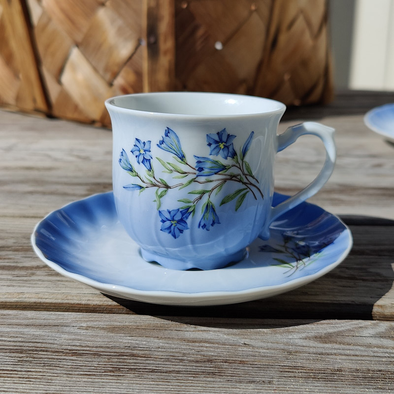 Klockgentiana kaffekopp från Christineholm