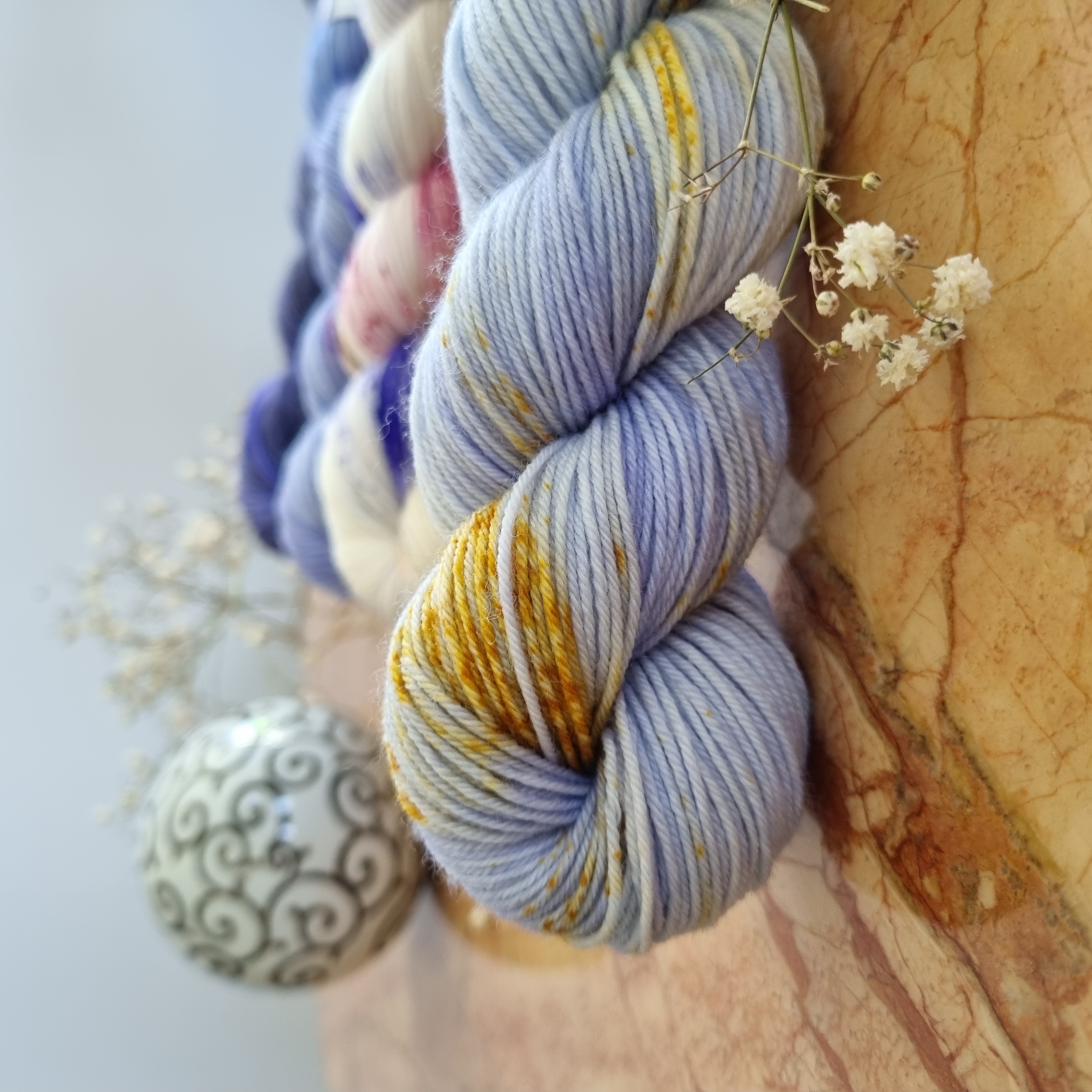 Emelilyknits handfärgat Sockgarn 50g Peace of Mind