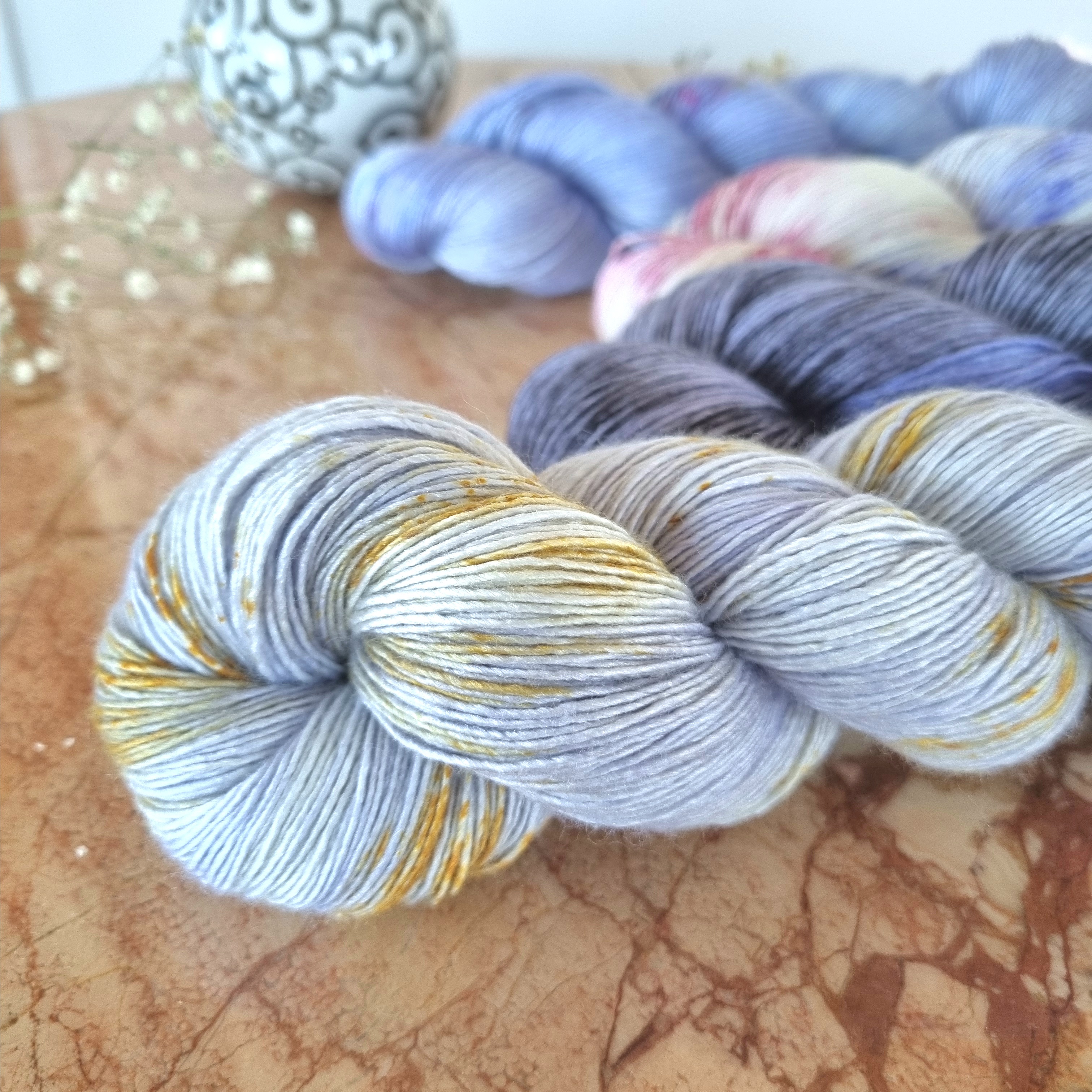 Emelilyknits Dreamy Silk 100g  Peace of Mind