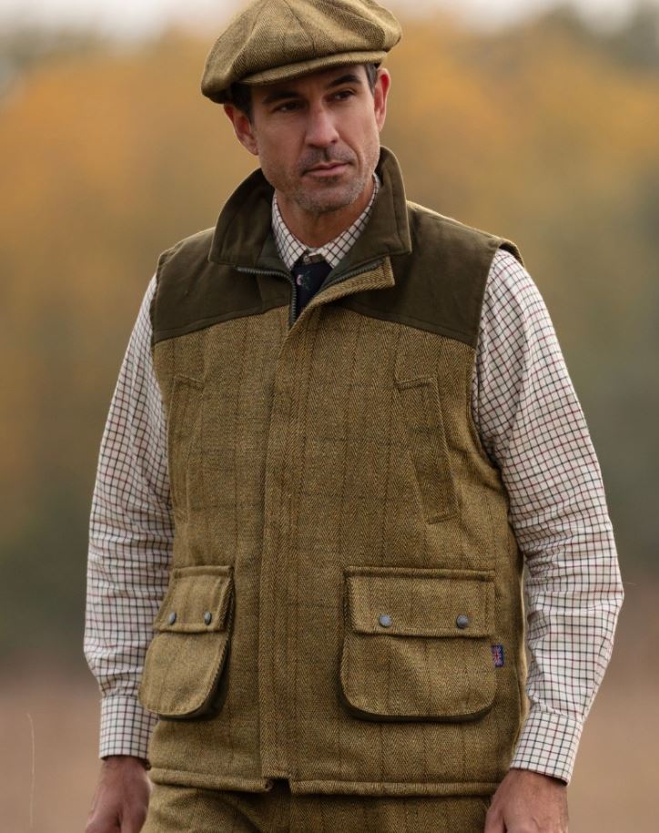Engelsk Tweedväst- Tweed Waistcoat  with Moleskin Shoulder Patch Light SAGE