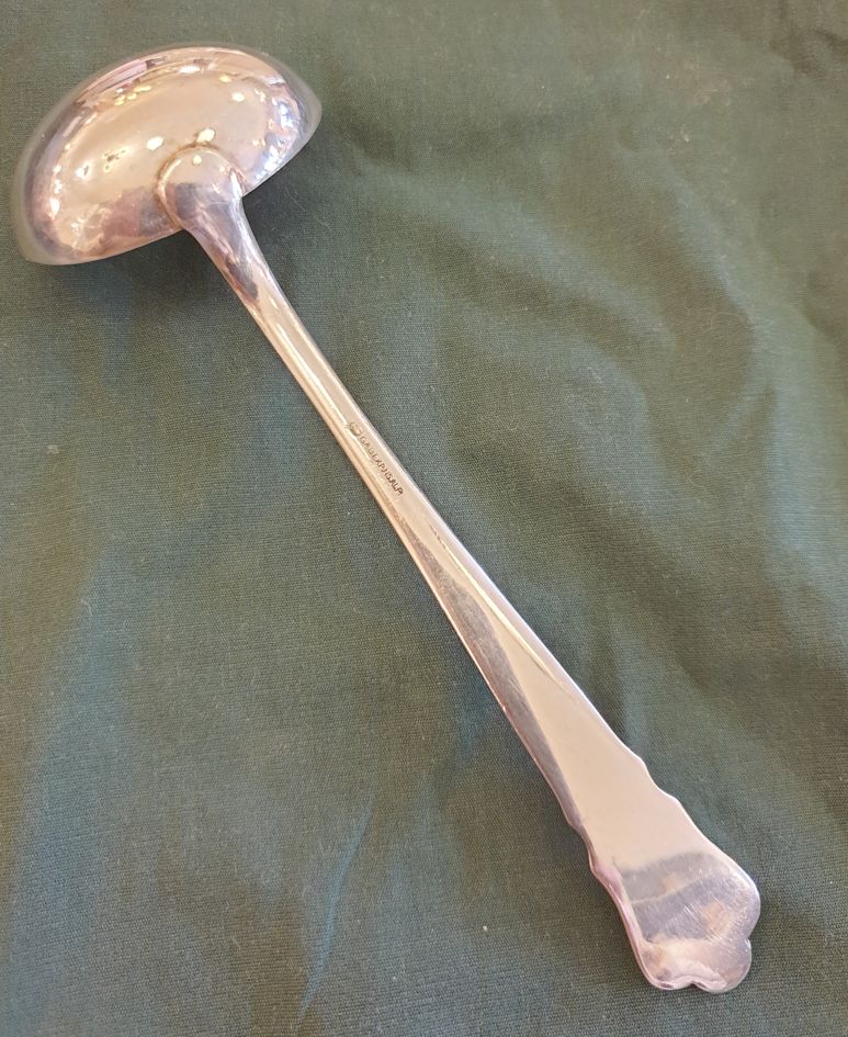 Chippendale såssked nysilver - 2