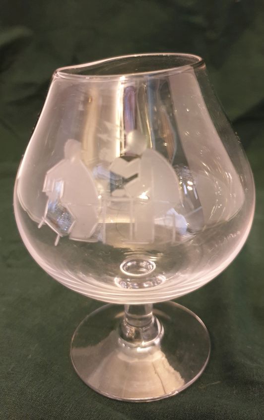Cognacskupa etsade gubbar arga