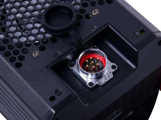 Aputure Ls 600c Pro RGBWW Videolight  - 6