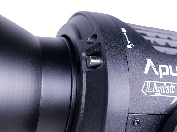 Aputure Ls 600c Pro RGBWW Videolight  - 7