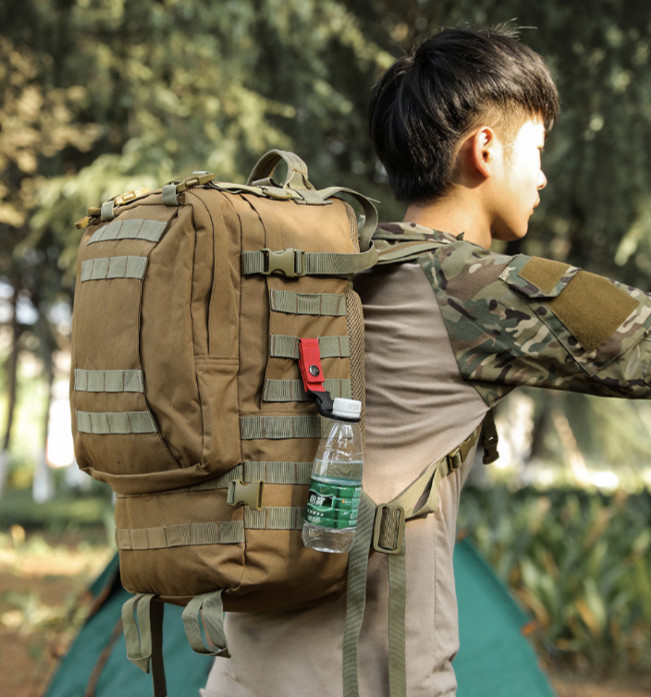Hängare med spänne för vattenflaska. Färg: armé grön - 5