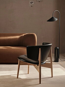 Arum Golvlampa svart Ferm Living