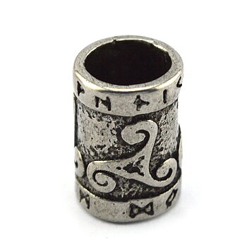 Viking Runor Skäggsmycke. (14x10x7 mm)