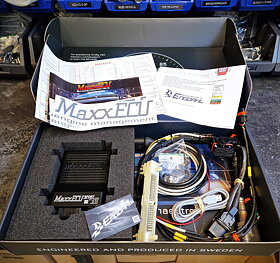 Volvo 850 Turbo T5 850R Plug and Play Kit - MaxxECU