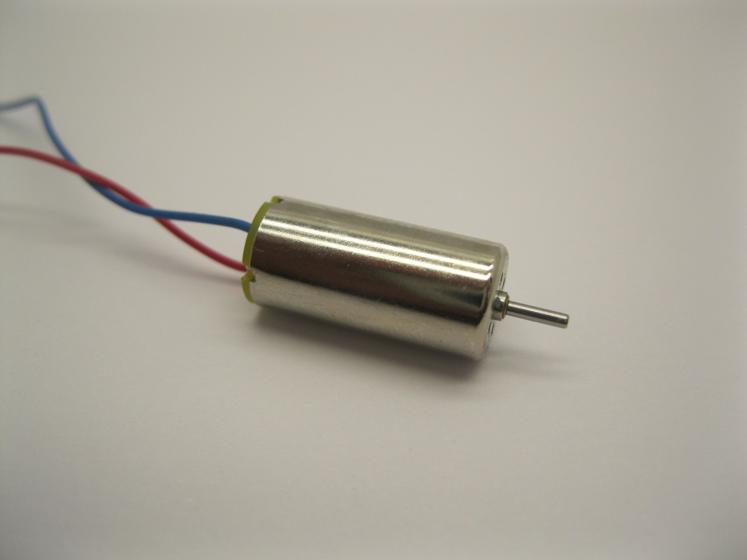 Motor 8x16 - double shaft - 4