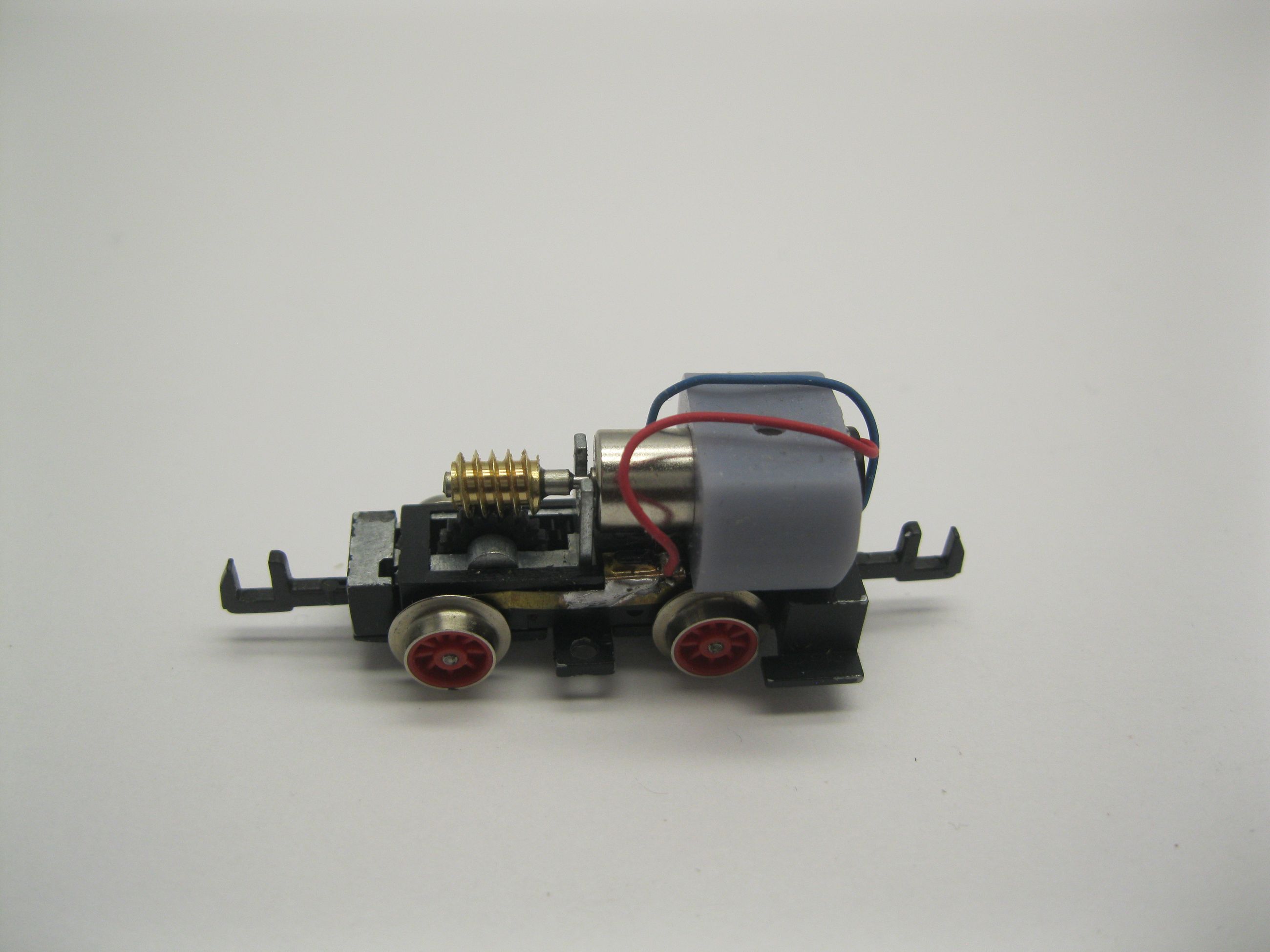 Replacement motor kit for  Arnold Köf II,  Köf III,  BR 323, DBR 332, BR 335, DB SBB ÖBB FS SNCF SOB - 2