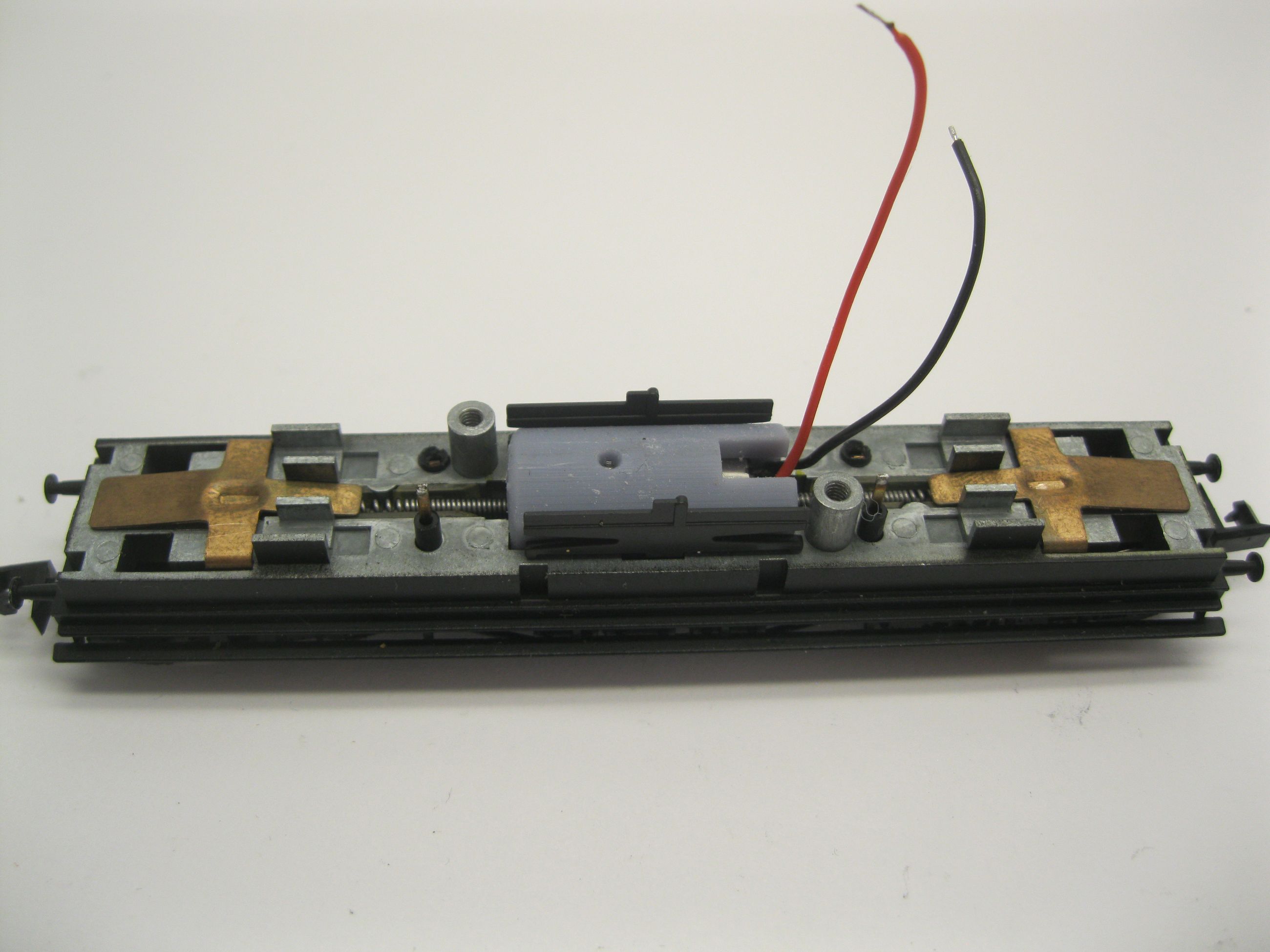 Replacement motor kit for Arnold BR 240, BR 96 Gt 2 x 4/4, BR 150, BR 116 E16, ET 88, BR 420, US loco S2 - 2