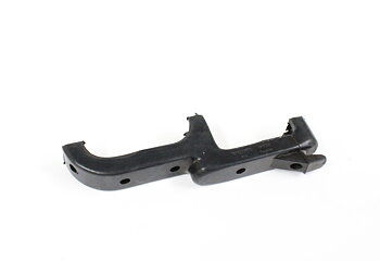 Radiator mount, lower 7/900 Turbo
