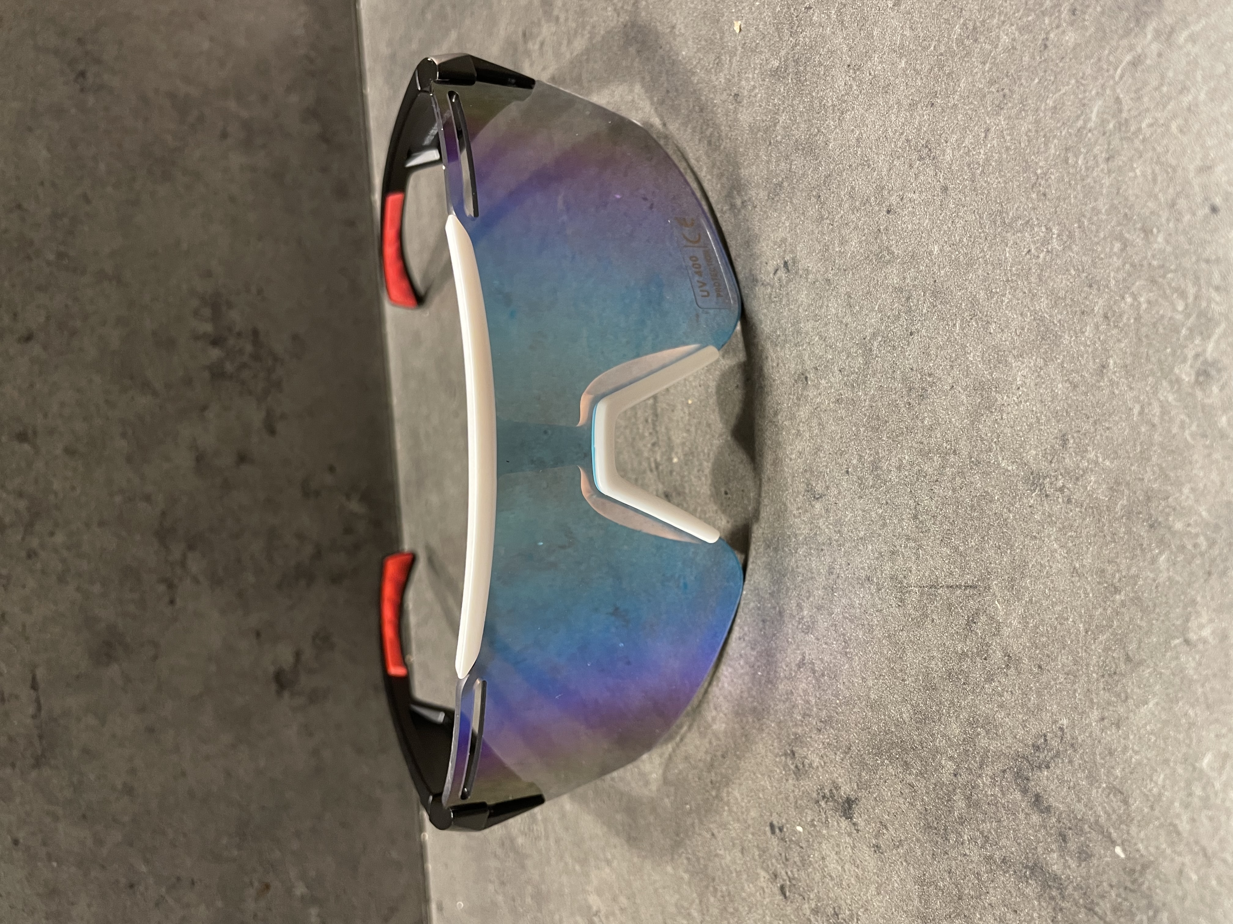 59 North Wheels solglasögon Speed svart/vit ram/rainbow glas 3