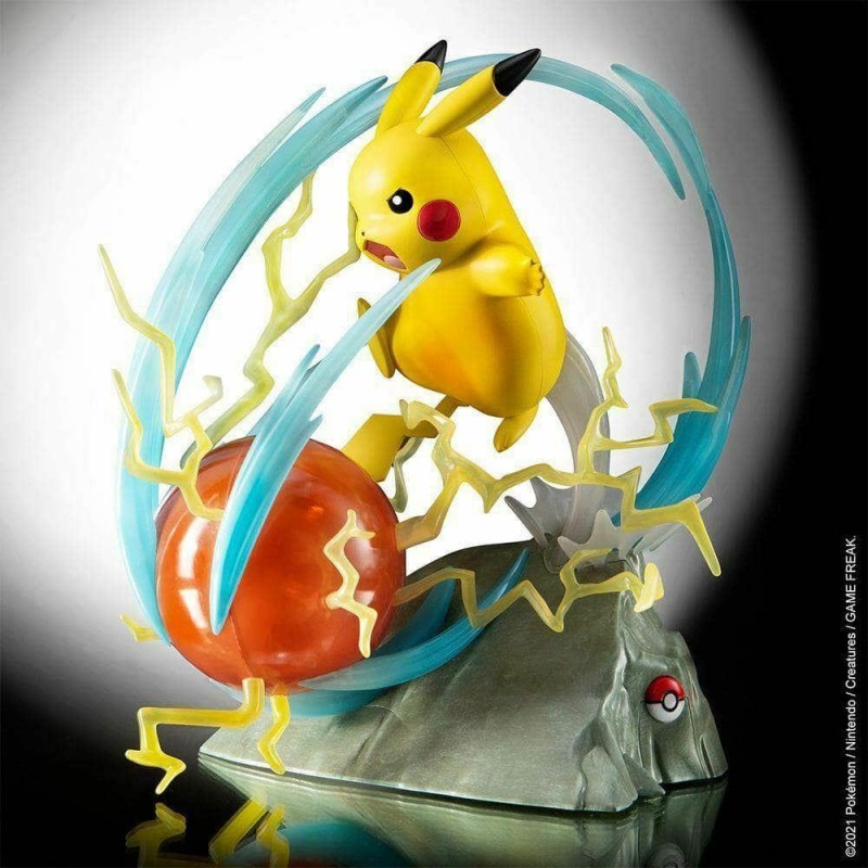 Pokemon Select Pikachu Light FX Deluxe Figure - 3
