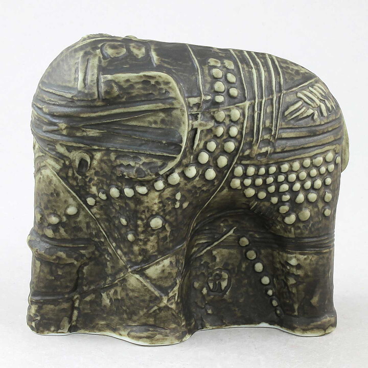 Bertil Vallien (Terra 1978) Gray Elephant with Relief Decor 13 cm (2)