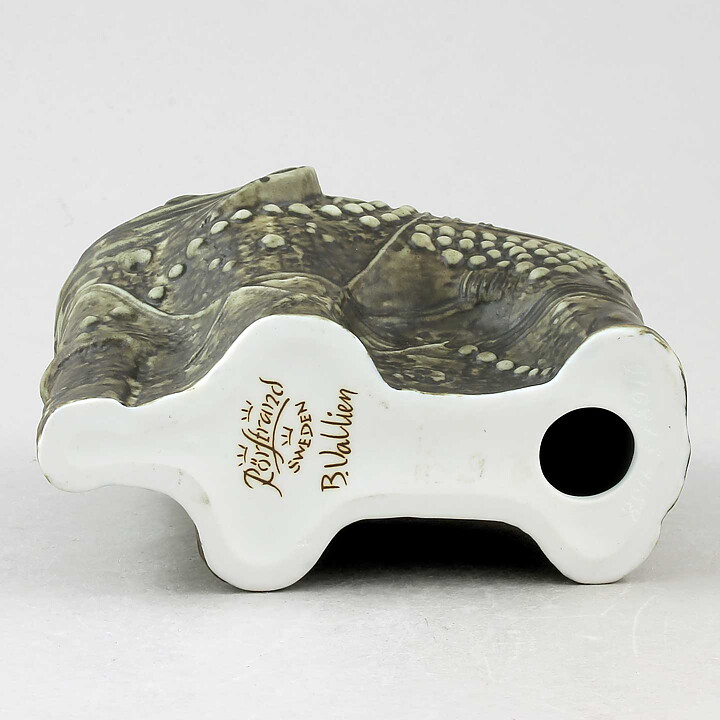 Bertil Vallien (Terra 1978) Gray Elephant with Relief Decor 13 cm (2)