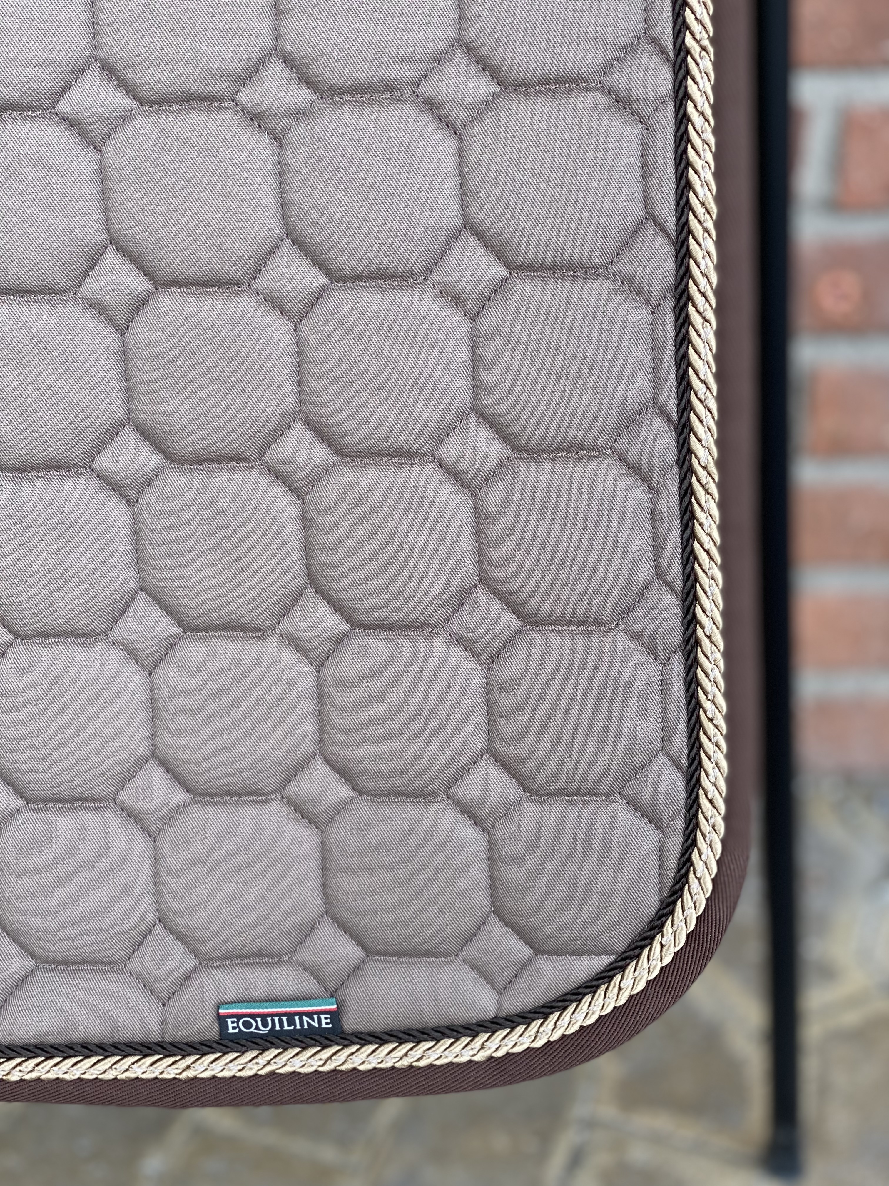 Equiline Octagon 2 flätor + kantband - 2