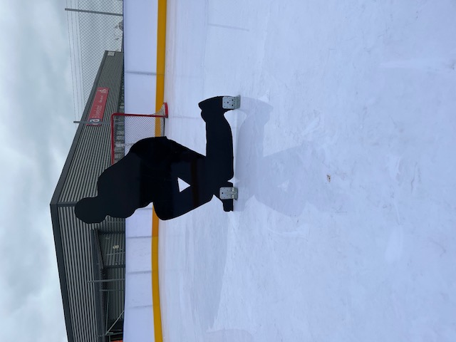 Knästående täckfigur - 2