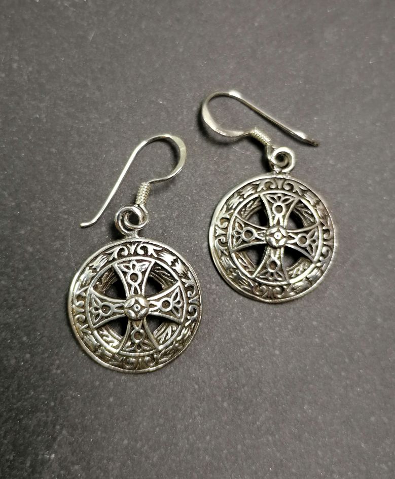 Medeltida Kors  Örhängen - Silver