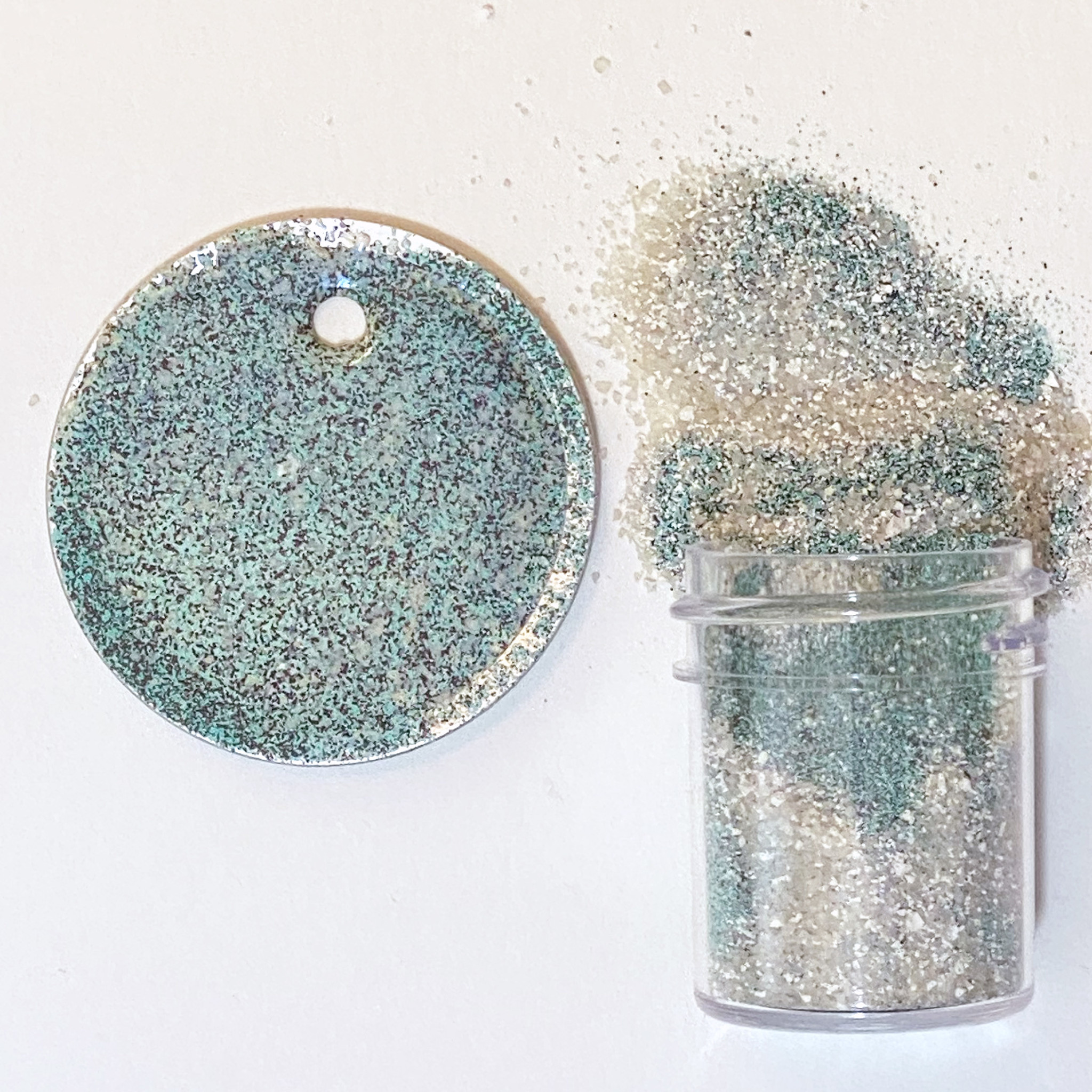 Carefree Verdigris, Embossing Powder, Lindy's Stamp Gang