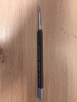 Rotmarder-Kolinsky 04 -  triangular handle,price p/p,sold in 12pack