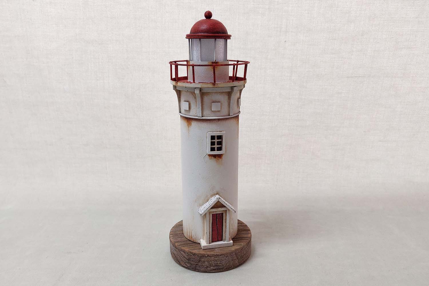 Lighthouse on wooden board 11x33 cm