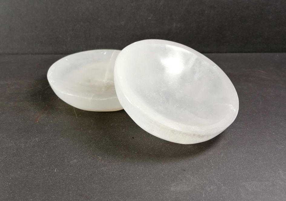 Selenit Skål , Rund - ca 11cm ( skål- platt bas)