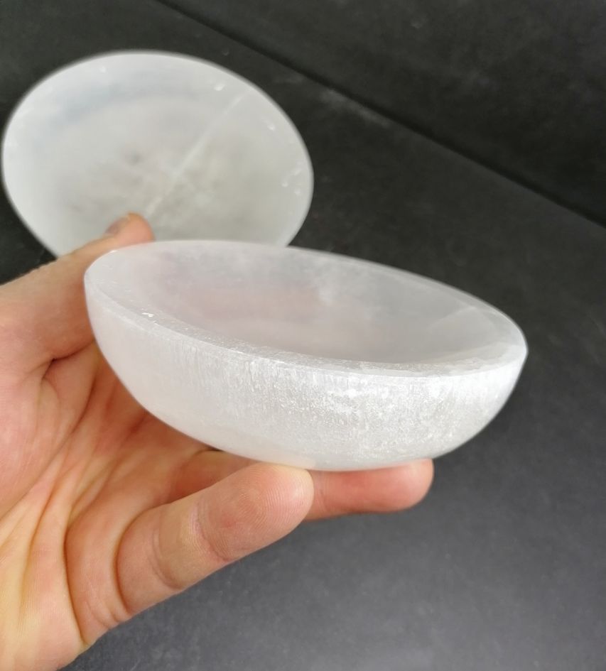Selenit Skål , Rund - ca 11cm ( skål- platt bas) - 3