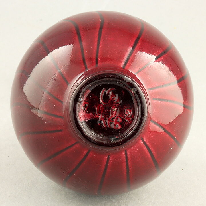 ケル・ブロムベリ  Turbinシリーズ  レッドのベース  Vase (13 cm) 1954年