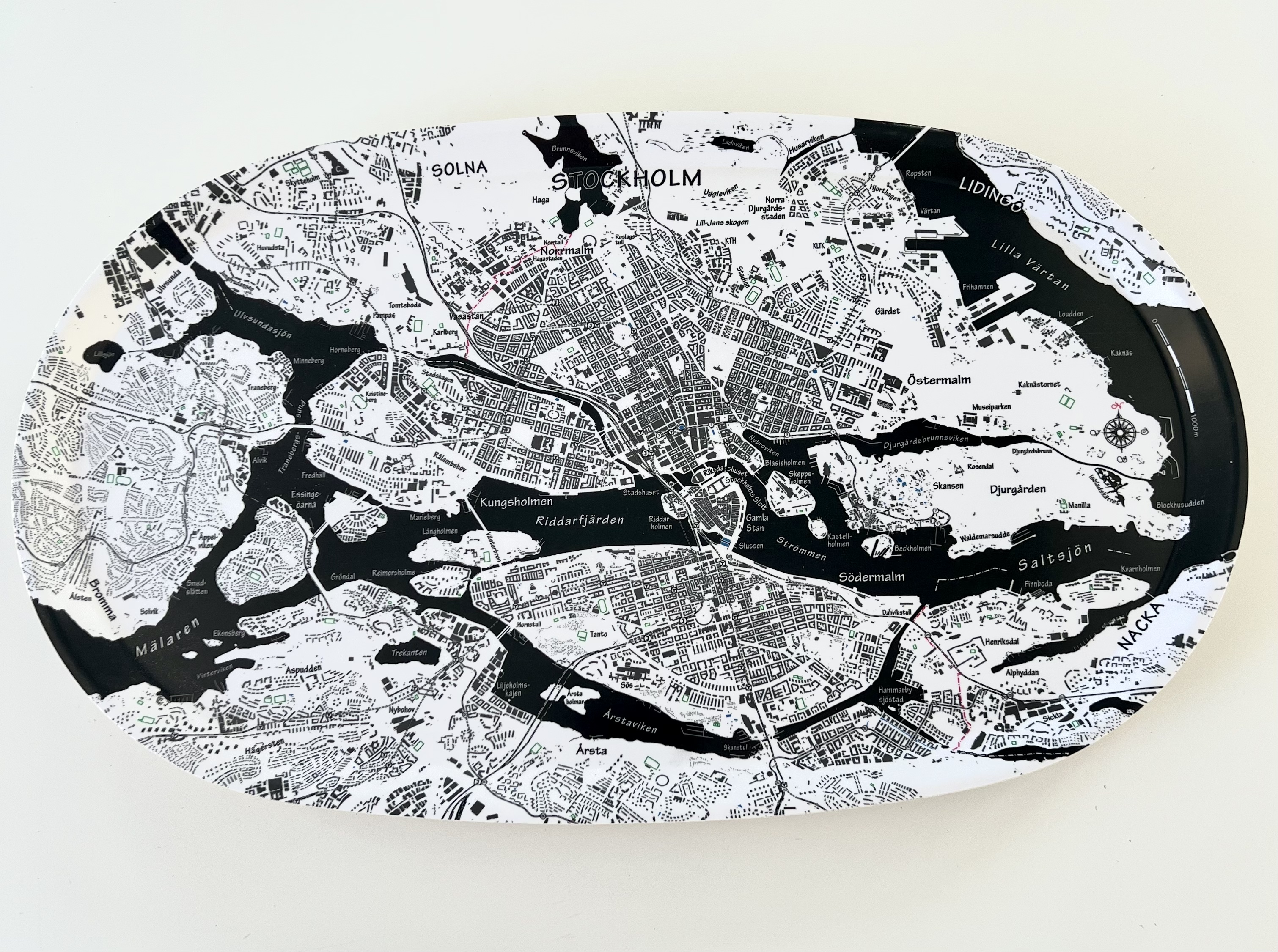 Bricka Stockholm/ Svart / Oval