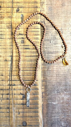 Shanti necklace / brown seed