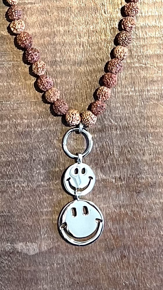 Smile necklace brown seed - 2