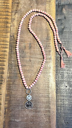 Smile necklace light pink