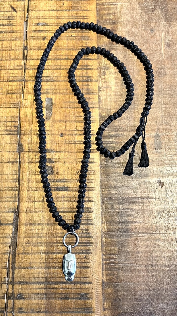  Necklace Face / seed black