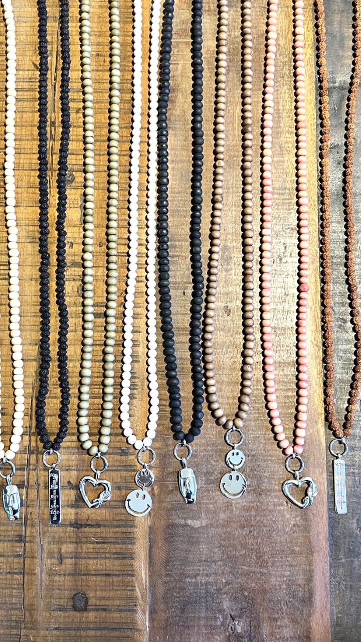  Necklace Face / sandelwood black - 3