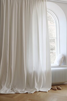 Gardin Studio vit dubbel bredd, två storlekar, Mimou
