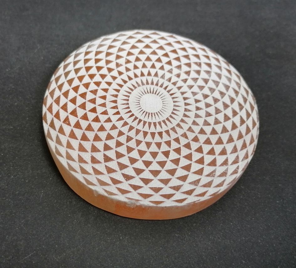 Rosa / Orange  Mandala Laddningsplatta i Selenit - 9cm