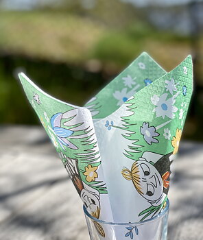 Moomin Napkins - Little My on the meadow