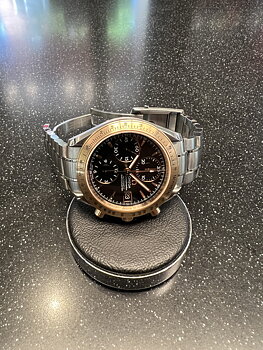 SÅLD 9 januari 2023 för 29.900:- Omega Speedmaster Day-Date Chronograph 40 mm 